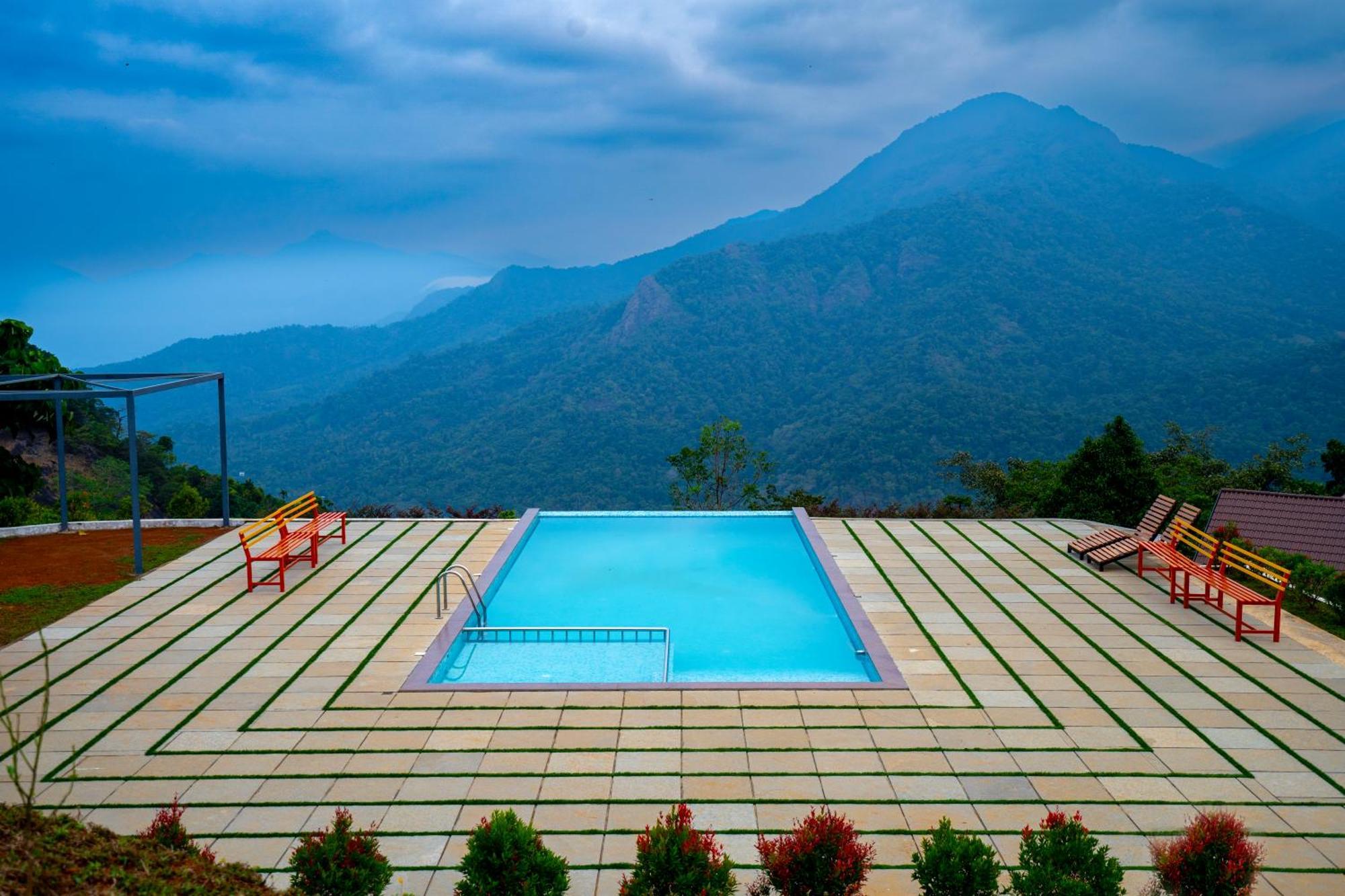Karimb Resorts Vallikavungal エクステリア 写真