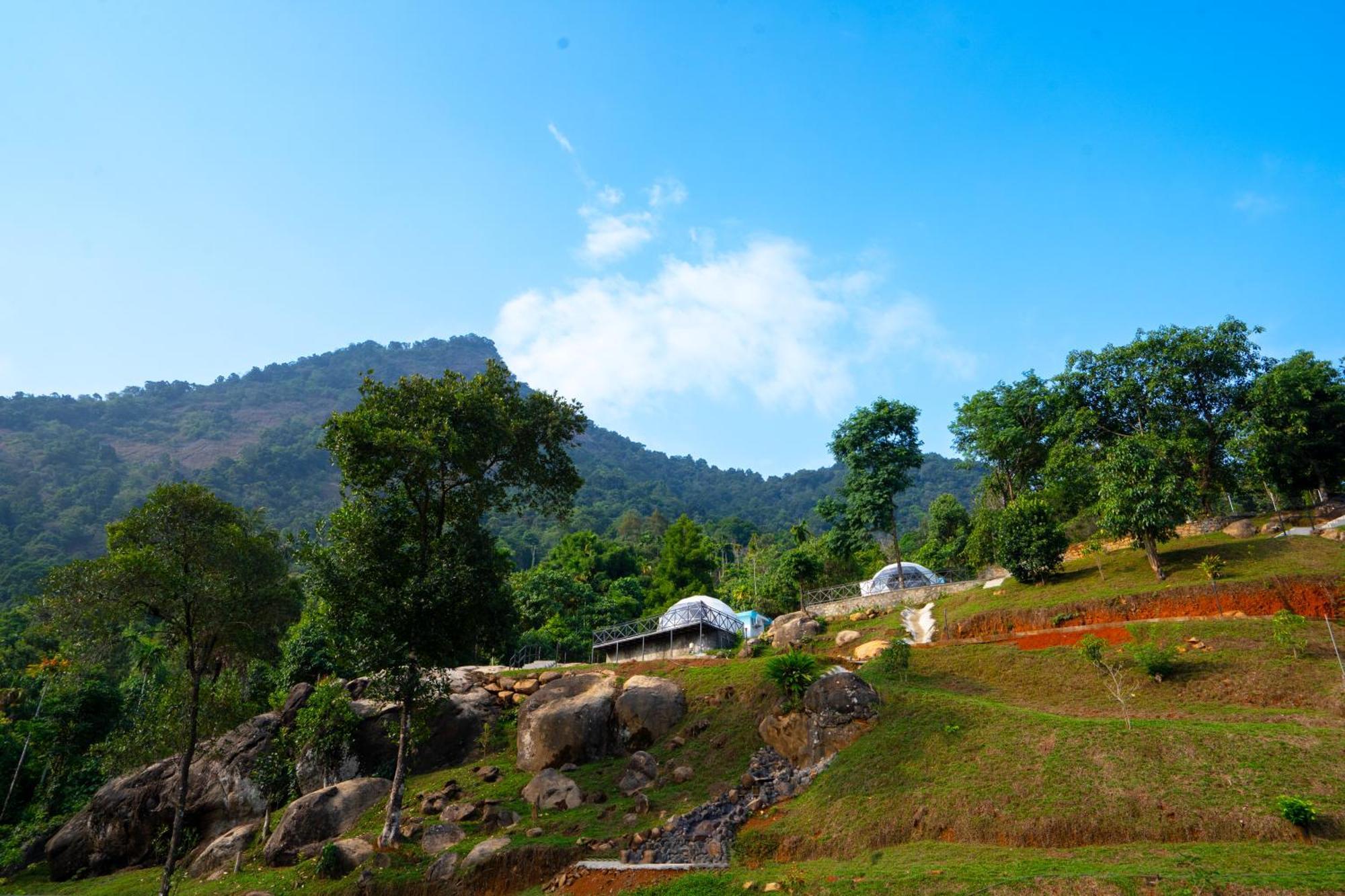 Karimb Resorts Vallikavungal エクステリア 写真