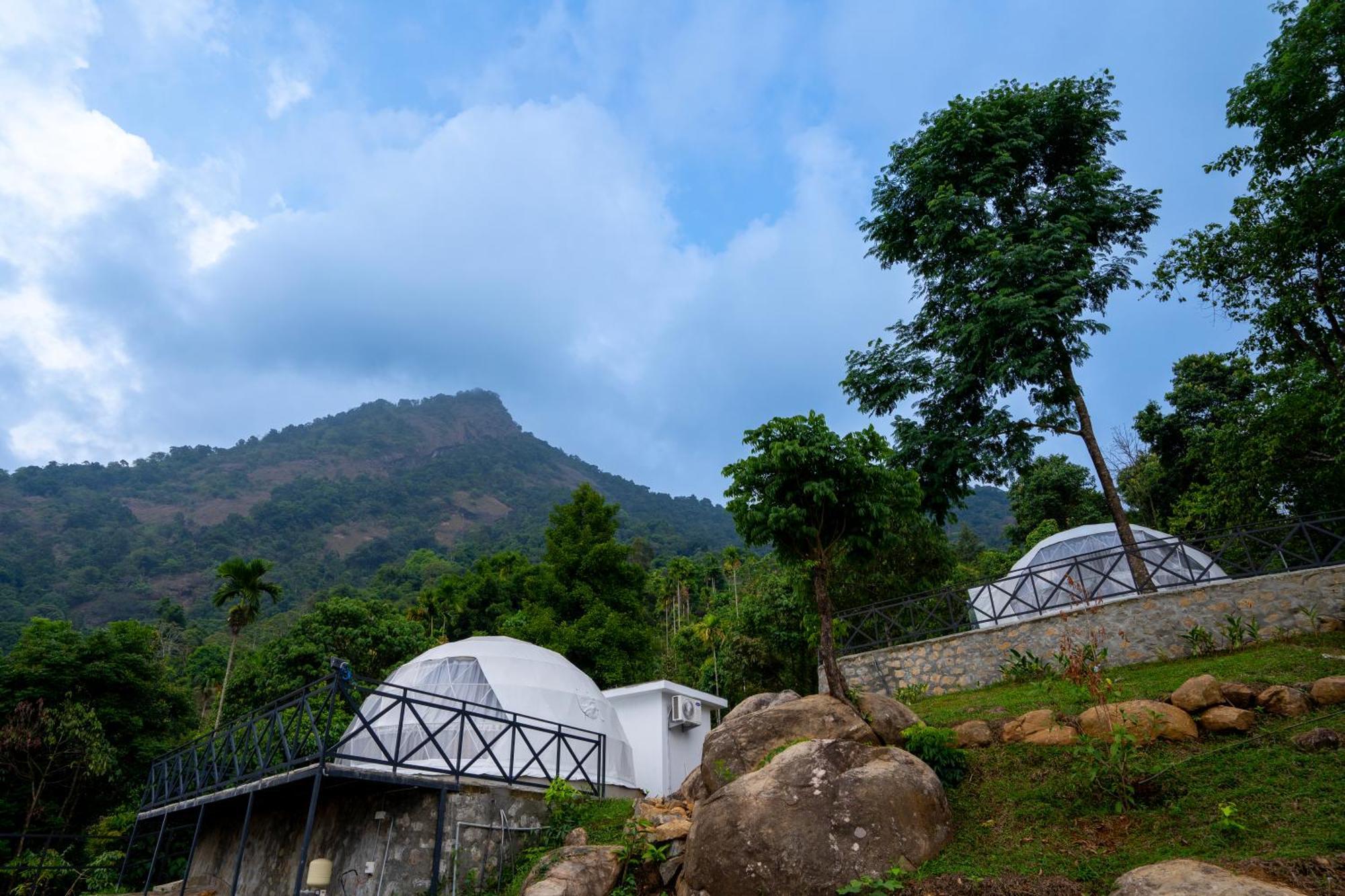 Karimb Resorts Vallikavungal エクステリア 写真