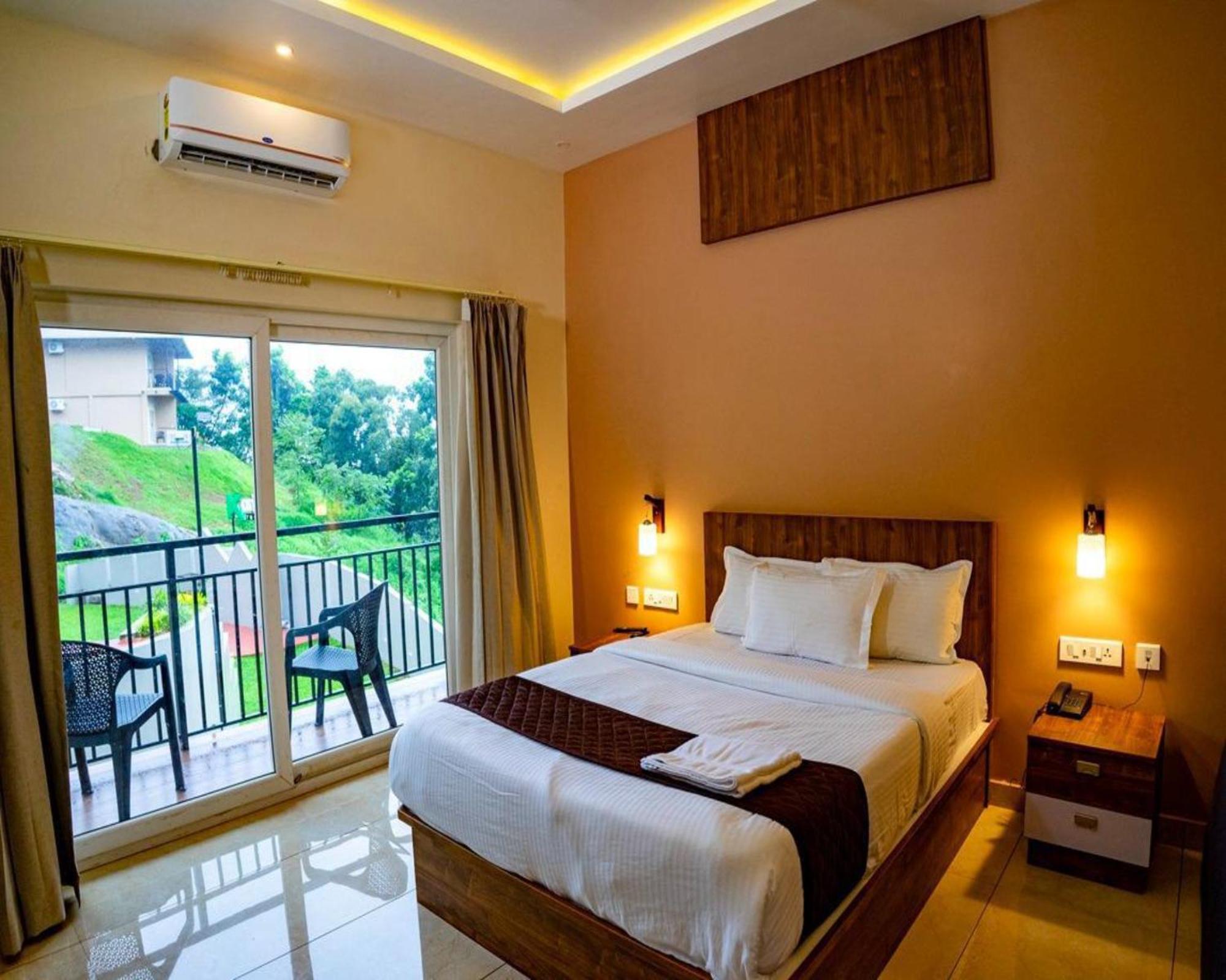 Karimb Resorts Vallikavungal エクステリア 写真